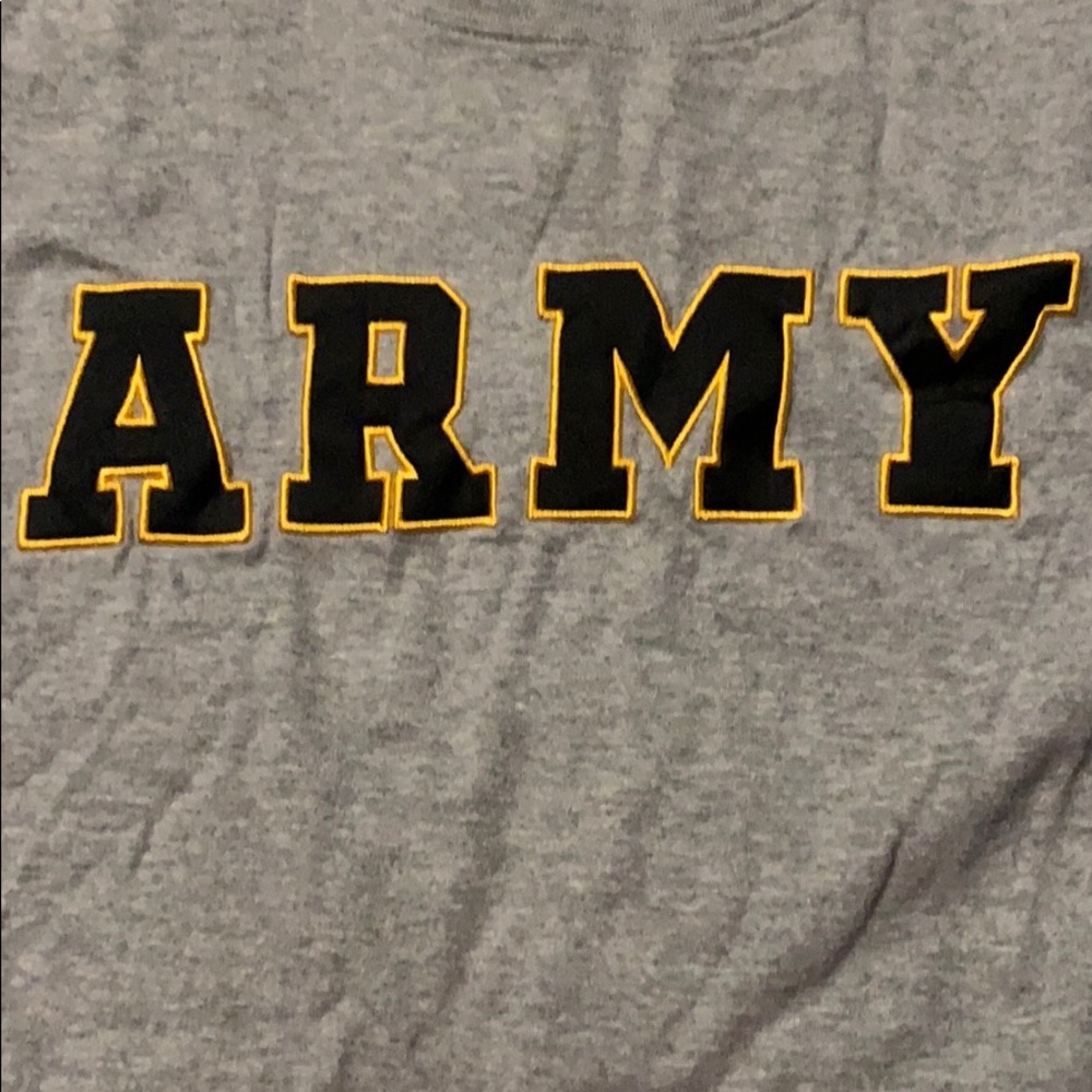 US Army T-Shirt Hand sewn Logo & Patch